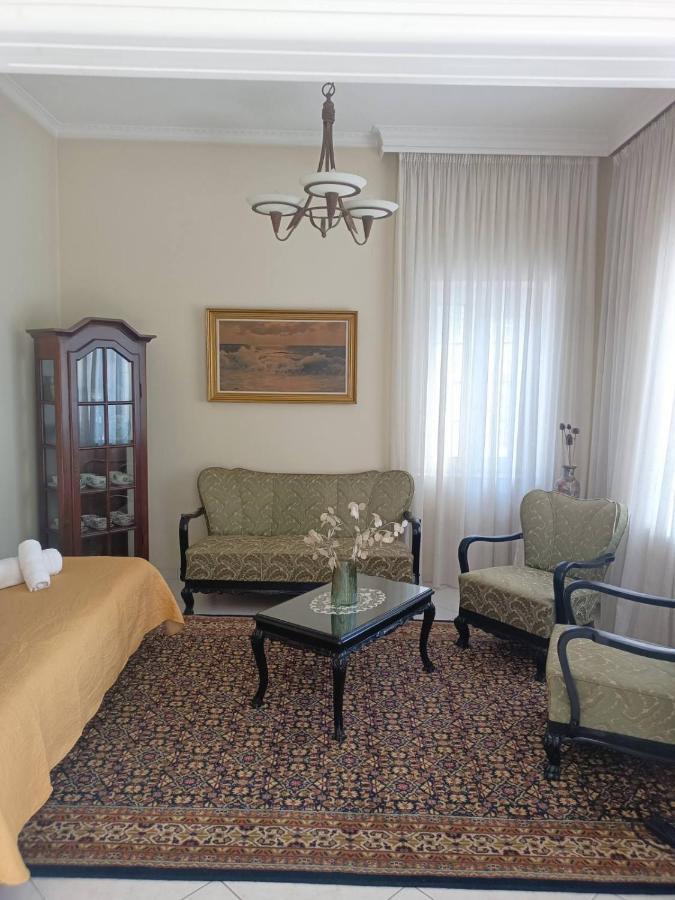 Vintage Central House カランバカ エクステリア 写真